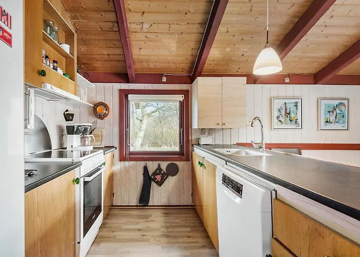 Three-bedroom In Dom wakacyjny *