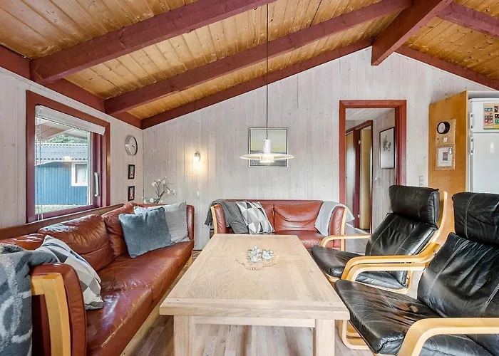 Dom wakacyjny Three-bedroom In Hemmet