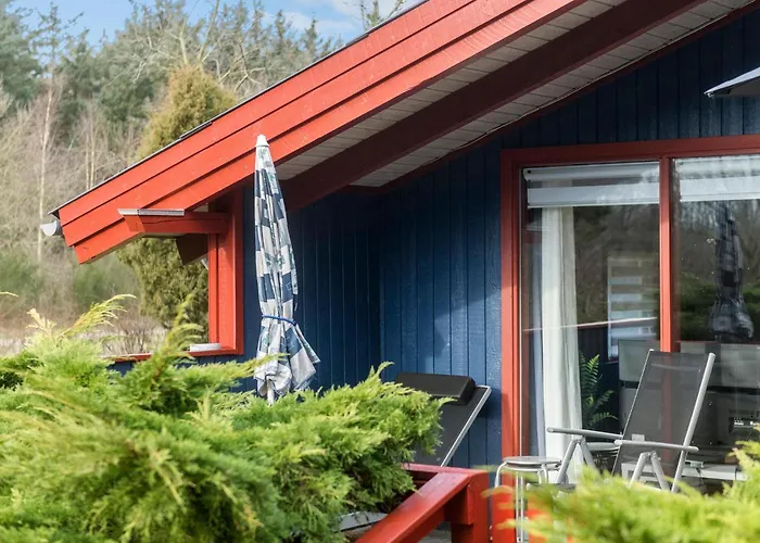 Three-bedroom In Dom wakacyjny Hemmet
